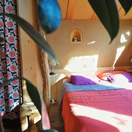 Ecolodge La Belle Verte Saint-M'herve Exterior photo