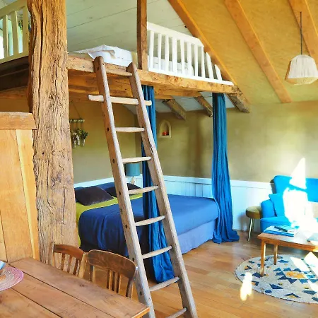Ecolodge La Belle Verte Saint-M'herve Exterior photo
